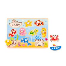 Load image into Gallery viewer, Ocean Animals Peg Puzzle - Tooky Toy